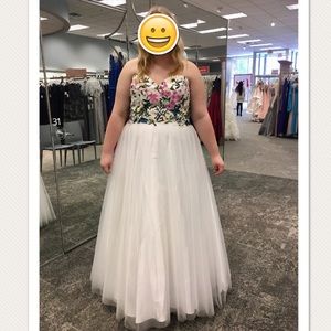 Prom dress